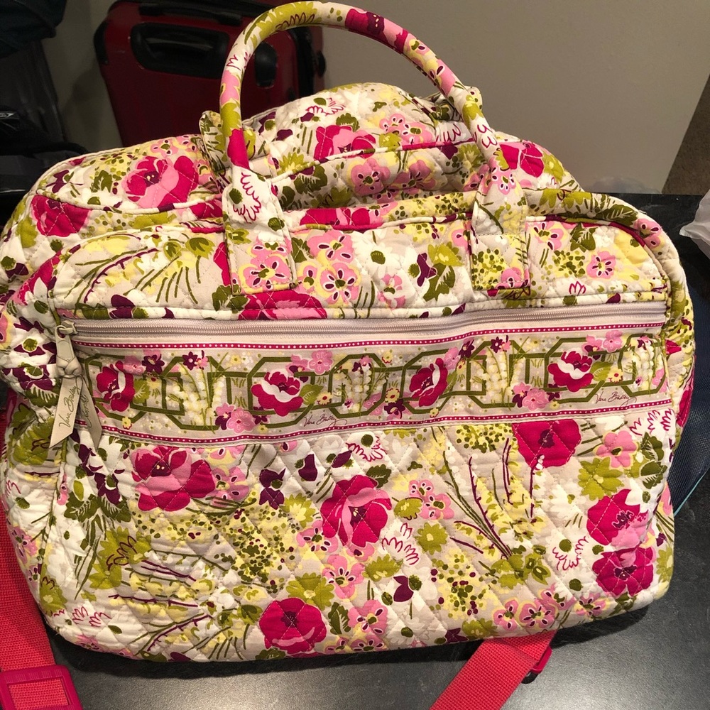 Vera Bradley weekender bag 🌸🌷🌺